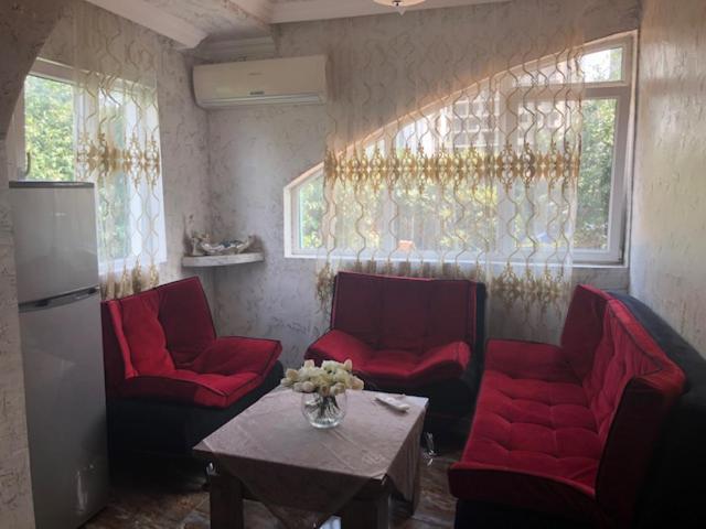 Mzeos House 호텔 바투미 외부 사진