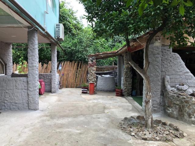 Mzeos House 호텔 바투미 외부 사진